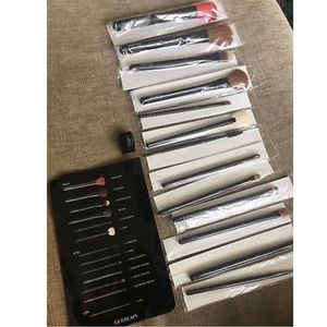 Guerlain set of make up brushes 13pieces